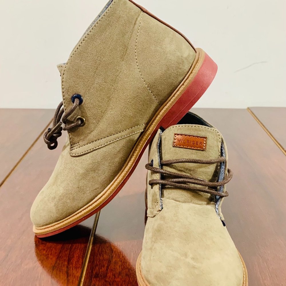 Tommy Hilfiger Boys Dress Shoes size 1